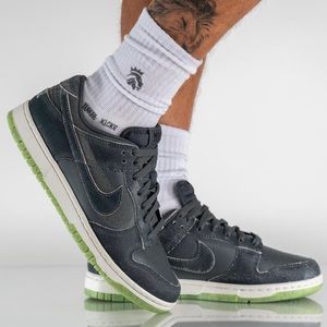 Nike Dunk Low SE “HALLOWEEN CAULDRON”